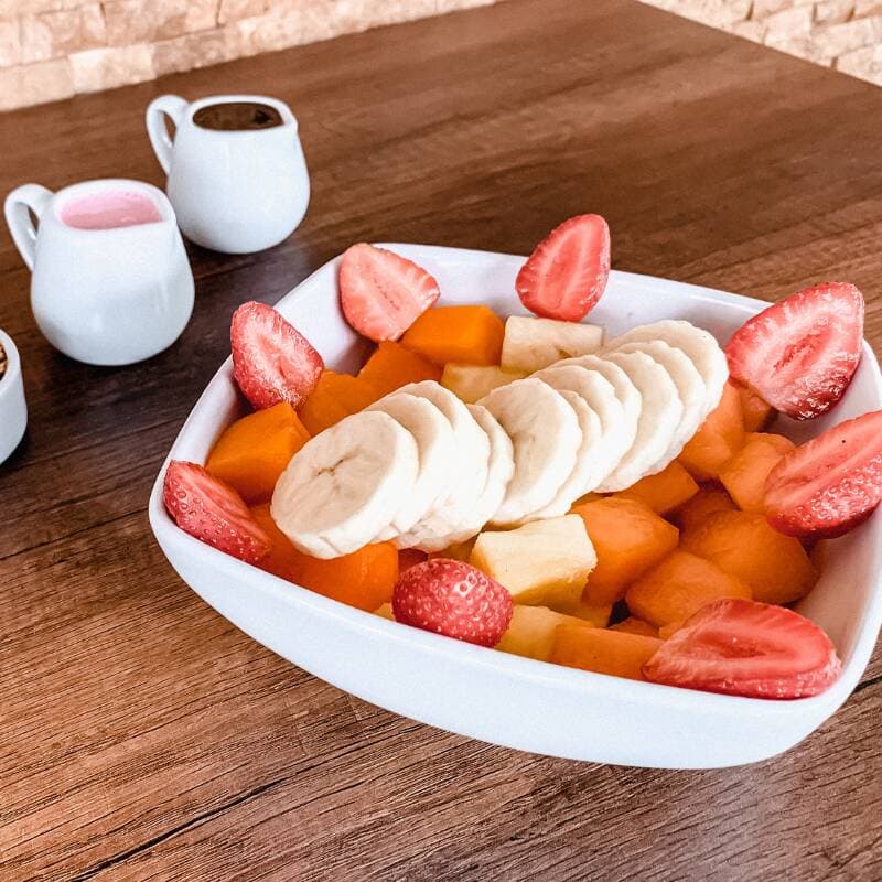 Ensalada de Frutas con Yogurt y Miel