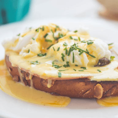 Huevos Benedictinos