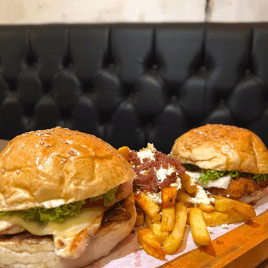Promo Chicken Burger