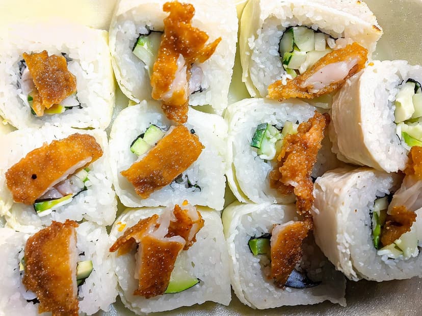 Dragon Ball Roll "El mejor sushi al mejor costo"
