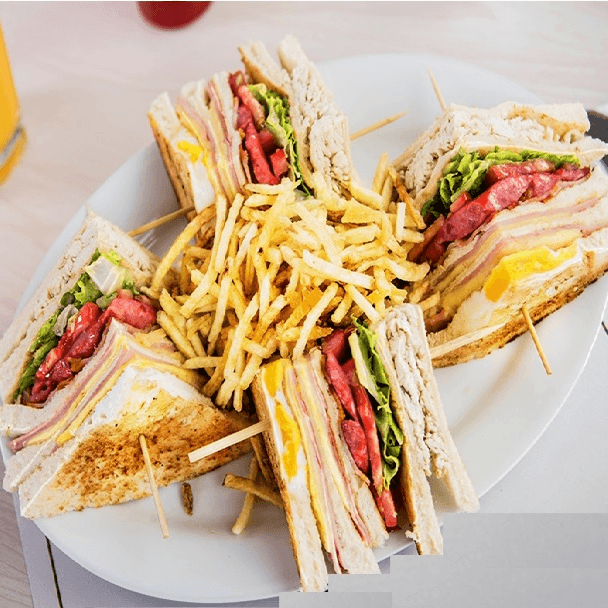 Megaclub Sandwich