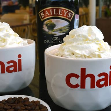 Chocolate Caliente con Baileys