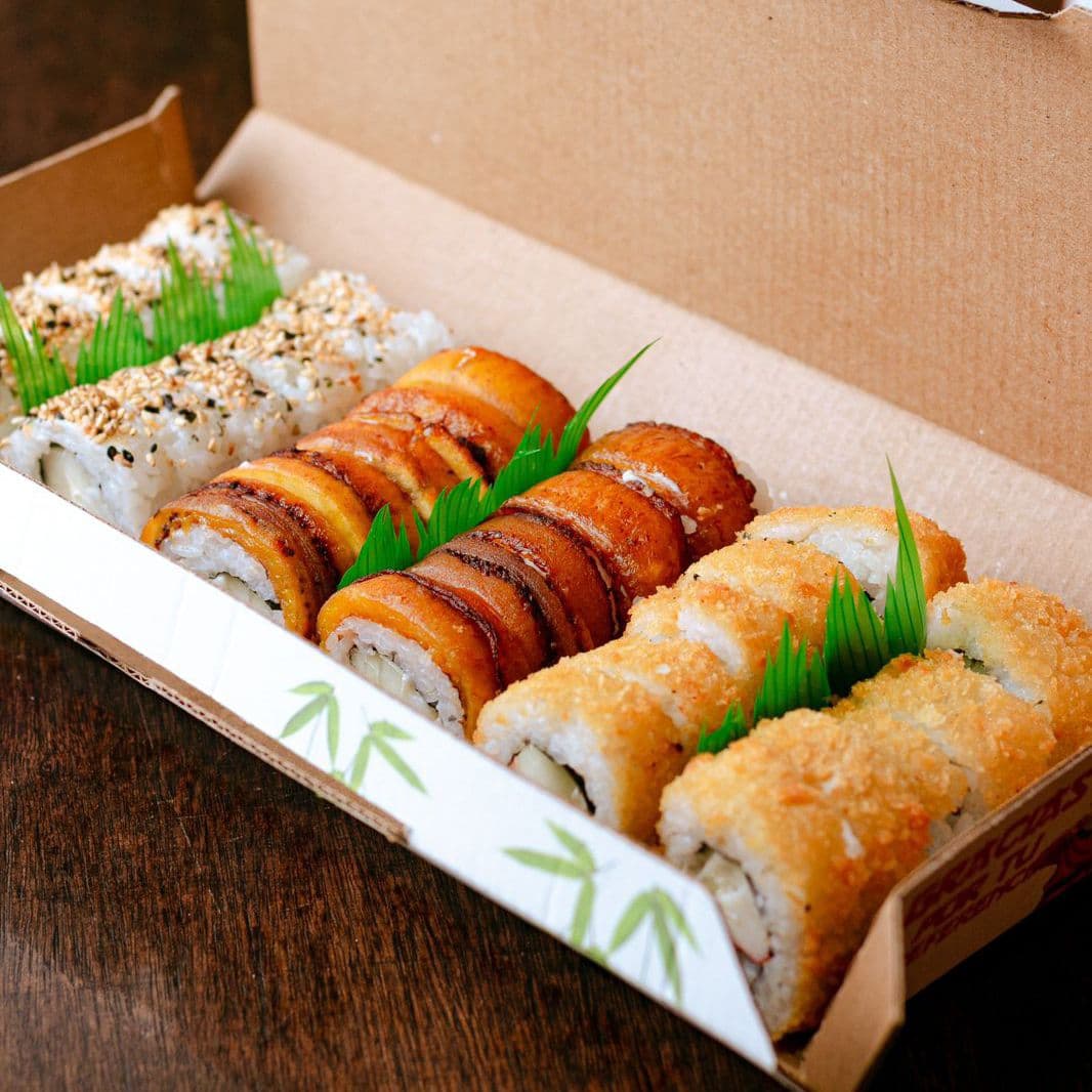 Charola Mixta 30 Piezas de Makis (30 Pzs Aprx)