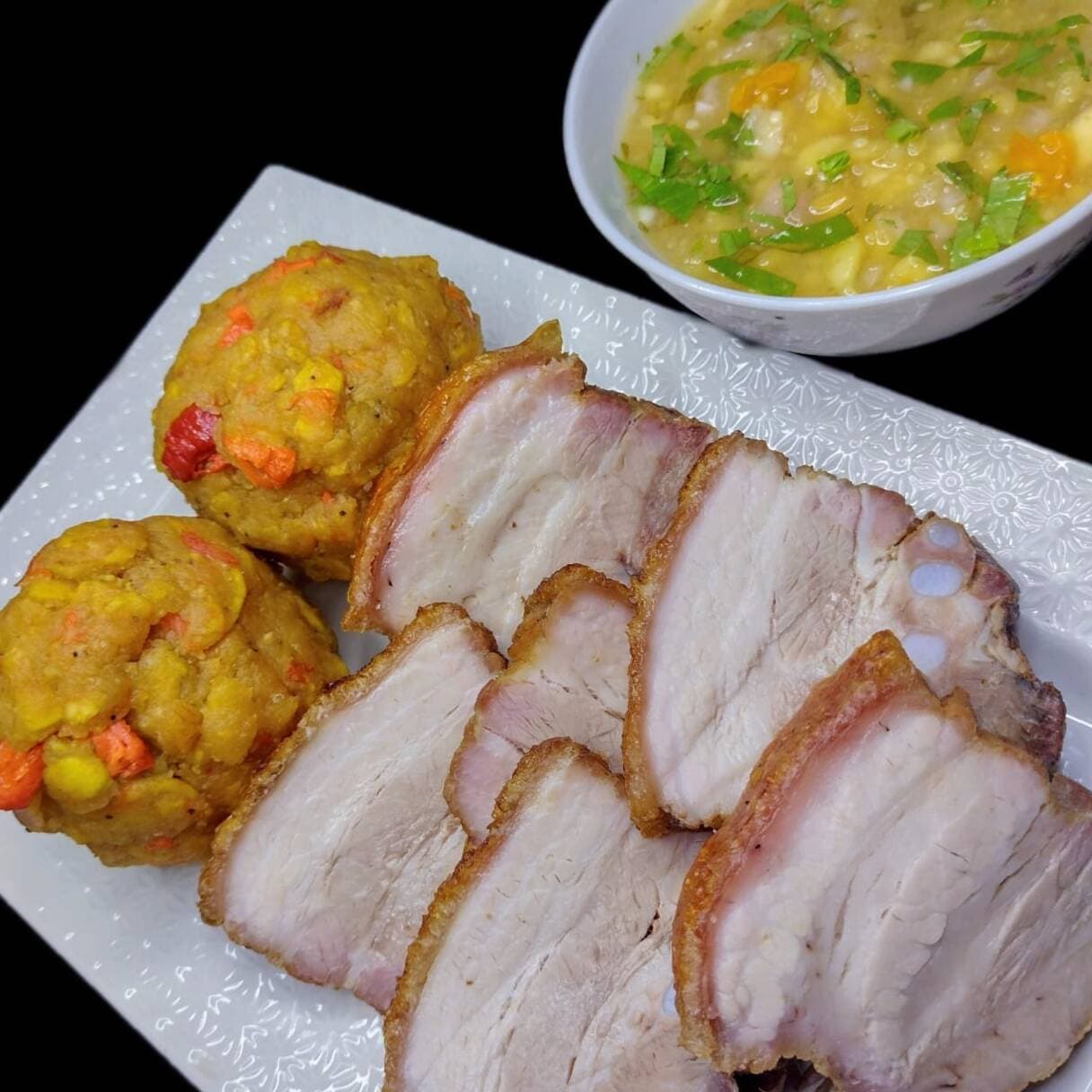 Tacacho con Chancho al Cilindro