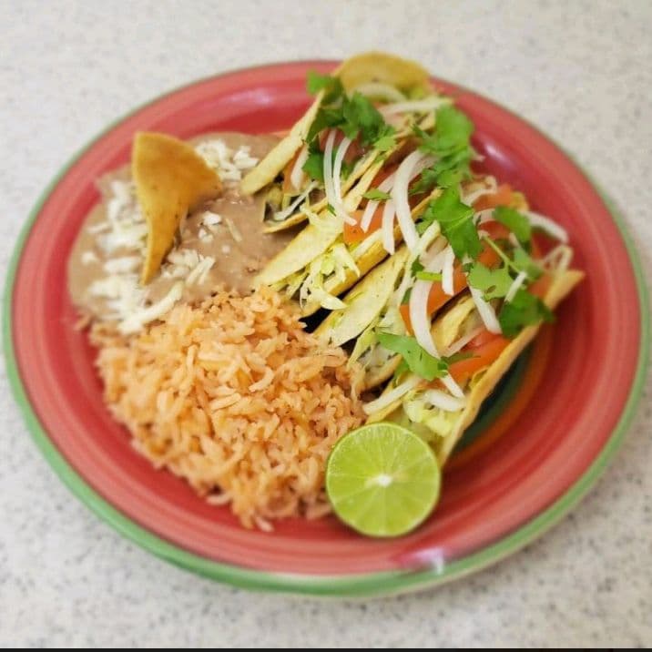 Combo Tacos dorados + bebida