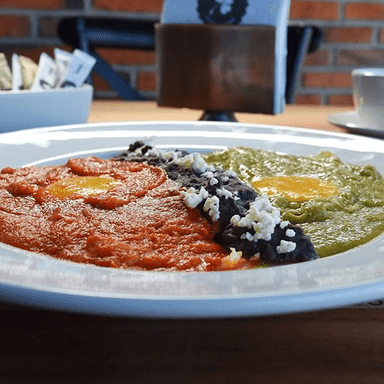 Huevos Divorciados (2)