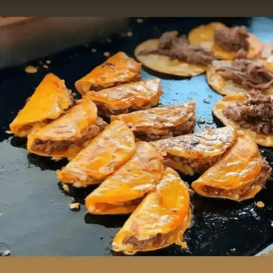 Quesabirria de Maíz