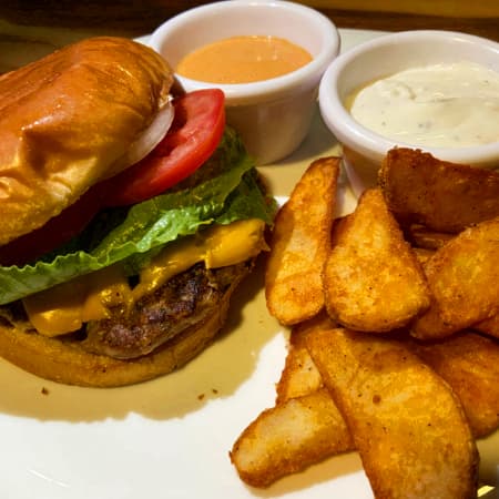 Hamburguesa Clásica