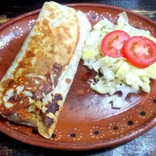 Burrito de chicharron