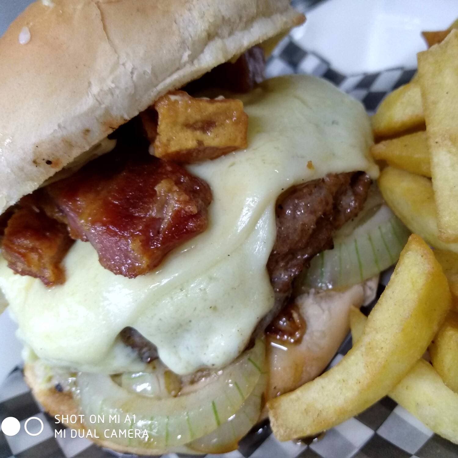Hamburguesa Enchicharronada