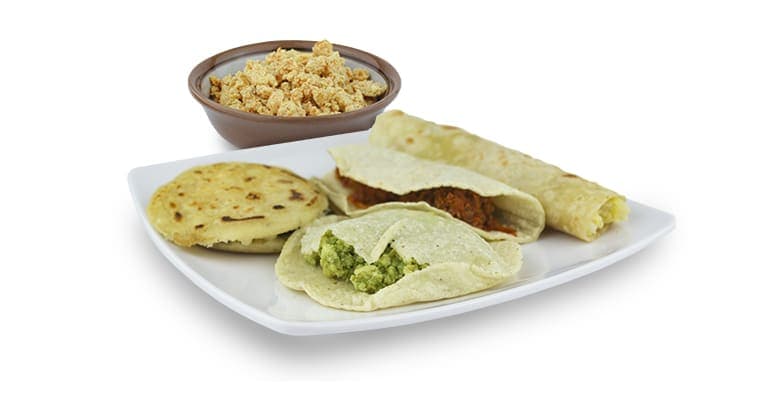 Taco de maíz huevo rojo