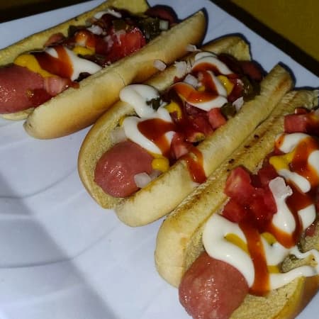 Orden de Hot Dog de 3 Piezas Sencillos
