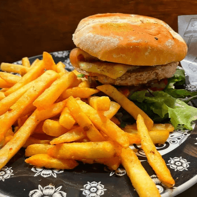 Hamburguesa de Sirloin con Papas