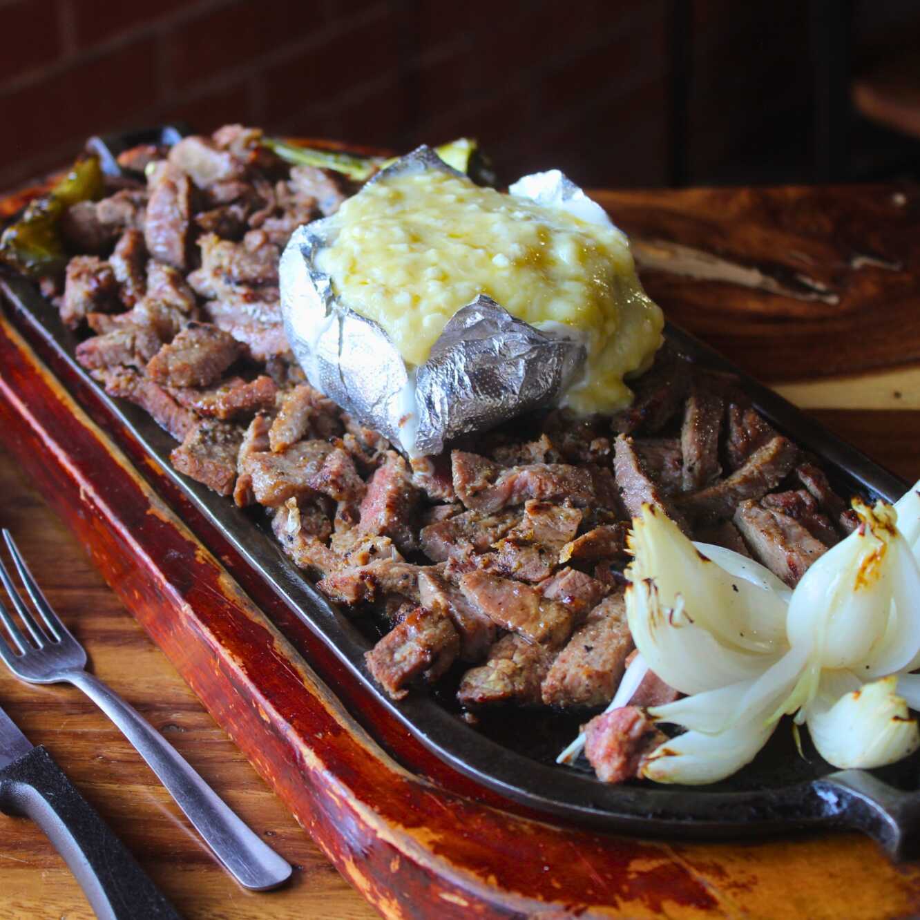 1KG DE SIRLOIN + 4 REFRESCOS O AGUA DE SABOR