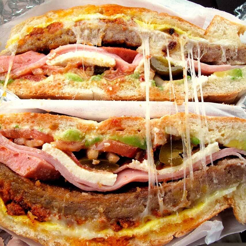 Torta de Milanesa y Quesillo