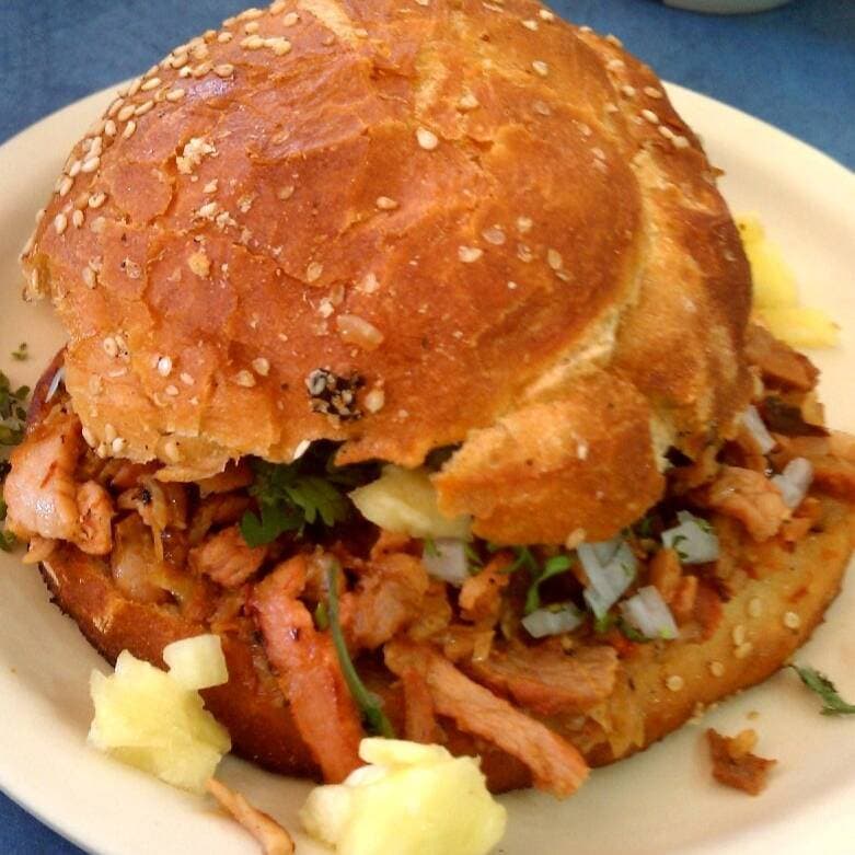 Cemita de Carne al Pastor