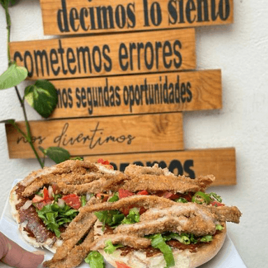 Molletes Milanesa o Pechuga