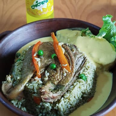 ARROZ CON PATO CON PAPA A LA HUANCÁINA + Gaseosa