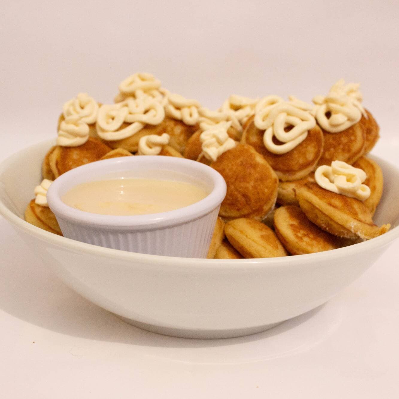 Mini-Hot Cakes con Lechera