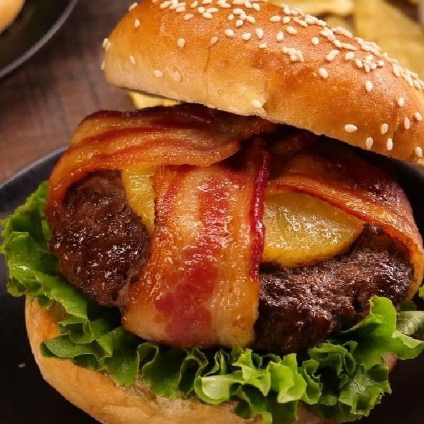 Hamburguesa con Tocino grande