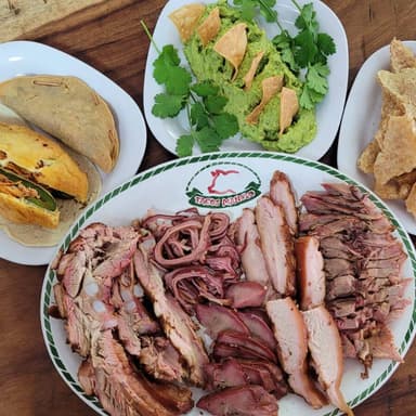 KILO DE CARNITAS SURTIDO + PROMO