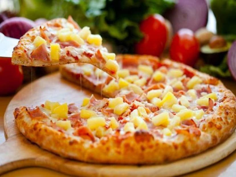 Pizzas y Pastas Helen - Los Postes