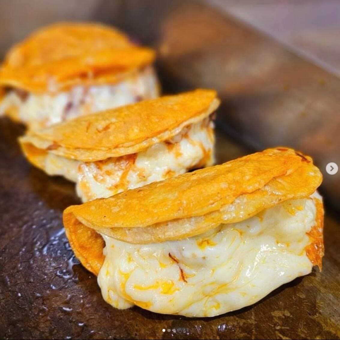 QUESADILLA DE MAIZ SENCILLA