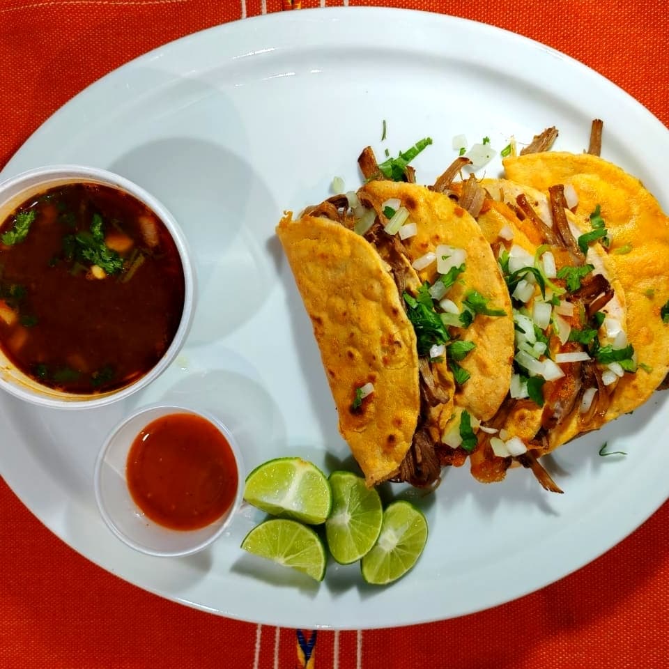 Combo Quesabirrias + Consome Extra