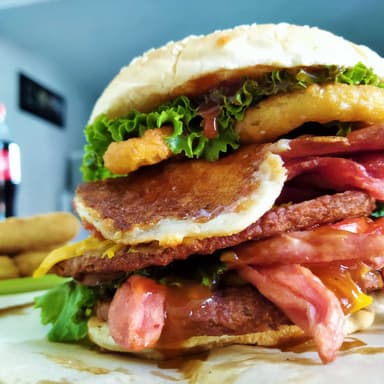 Hamburguesa Monstruo