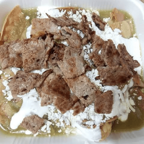 Chilaquiles con Bistec + Refresco 400 Ml