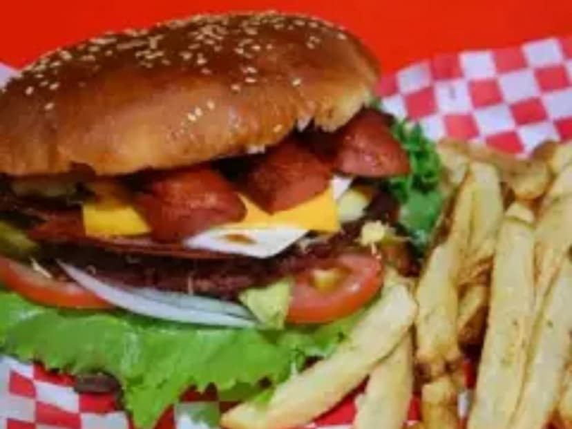 La Cachonda Hot Dogs y Hamburguesas (Soriana Barrancos)