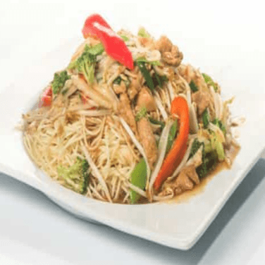Tallarín de Pollo