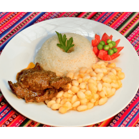 Frejoles con Seco de Pollo