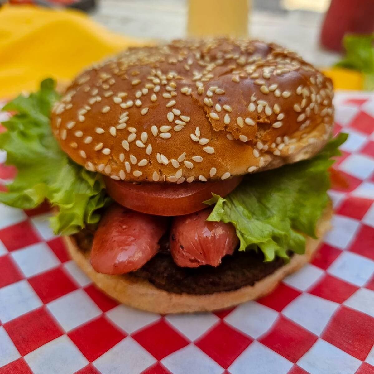 Burguer Salchicha