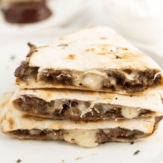 QUESADILLAS DE MAIZ CON BISTEC