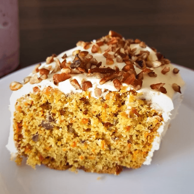 Rebanada de Pastel de Zanahoria