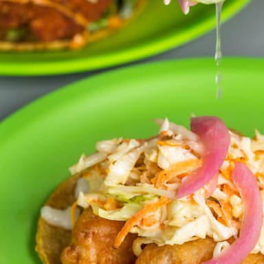 Taco de Chicharron de Pescado