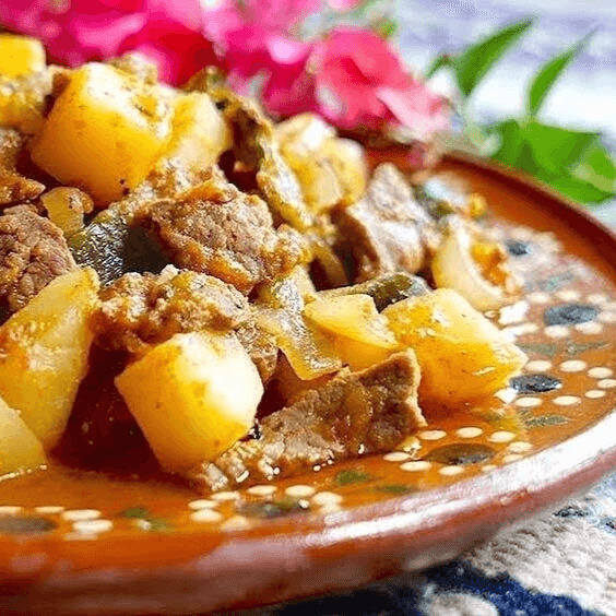 Bistec Ranchero con Papas
