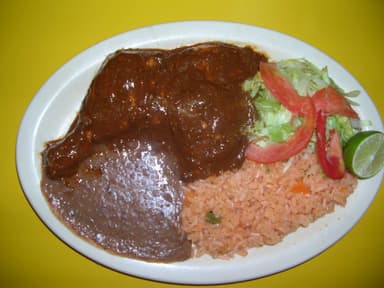 Comida Corrida C/ Pollo en Salsa!