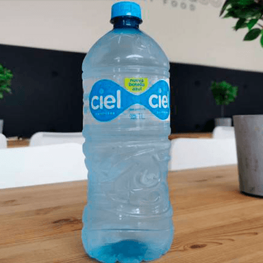 Agua Embotellada de 1 L