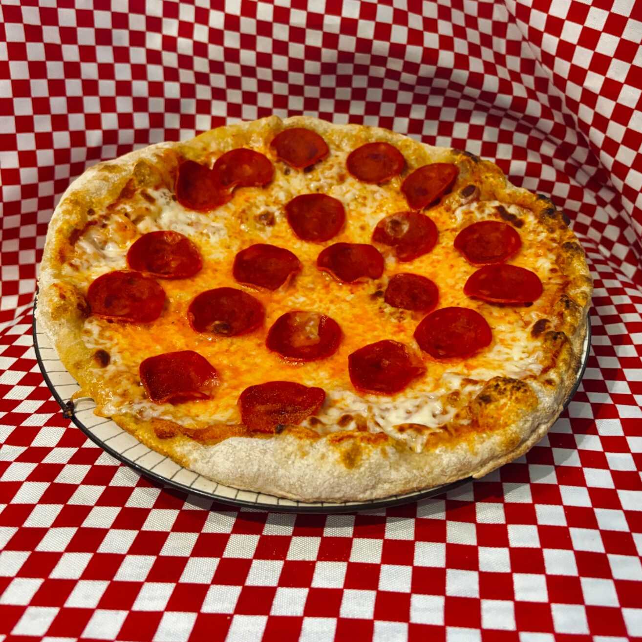 Pizza Peperoni
