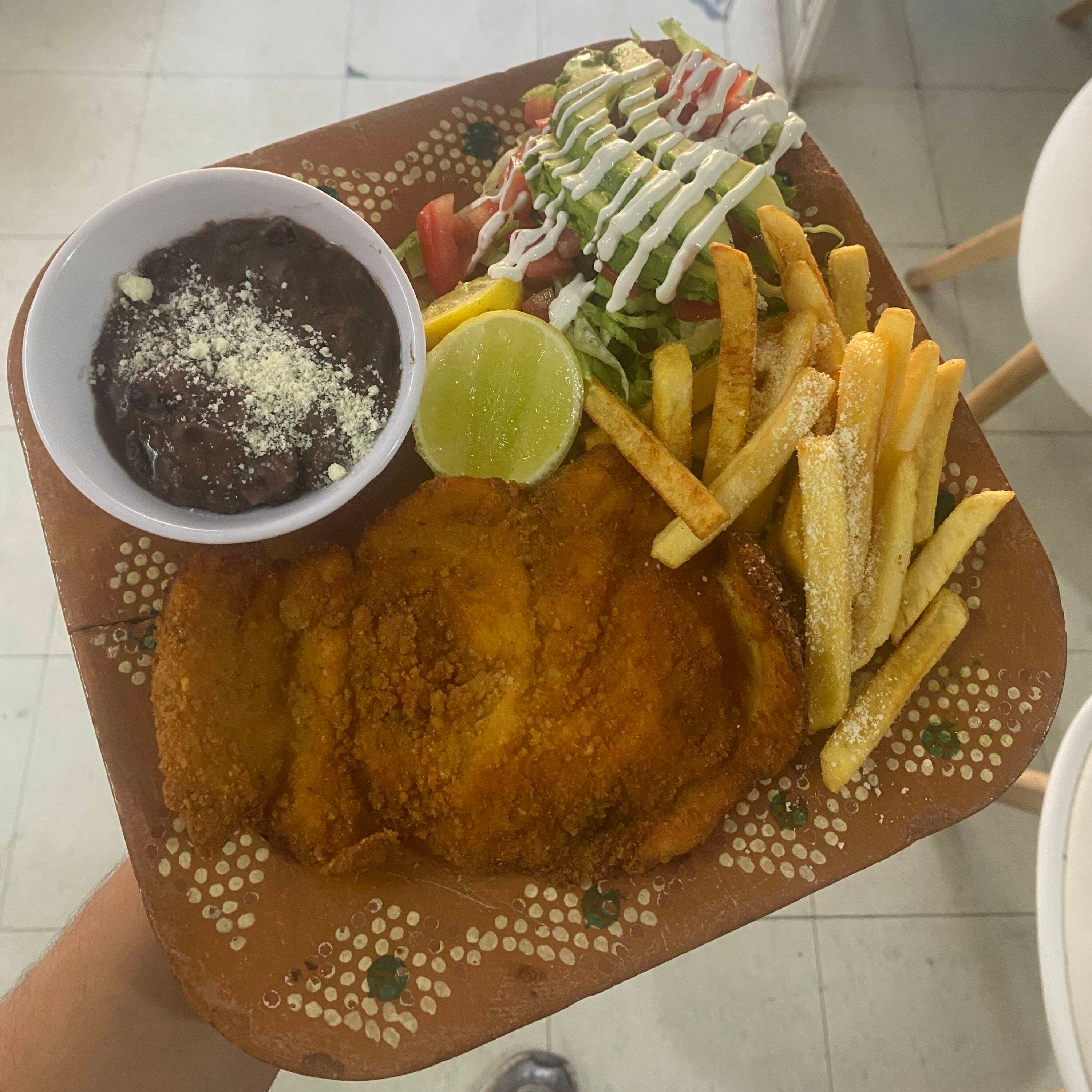 Milanesa con Papas Fritas (Didi)