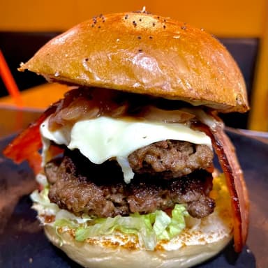 Hamburguesa Doble Carne con Tocineta