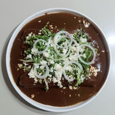 Enchiladas de coloradito