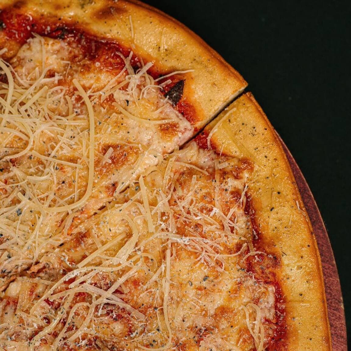 Pizza 4  Quesos