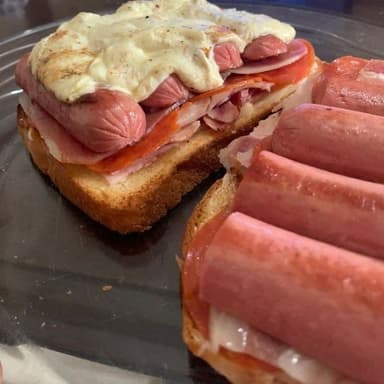 SÁNDWICH DE SALCHICHA
