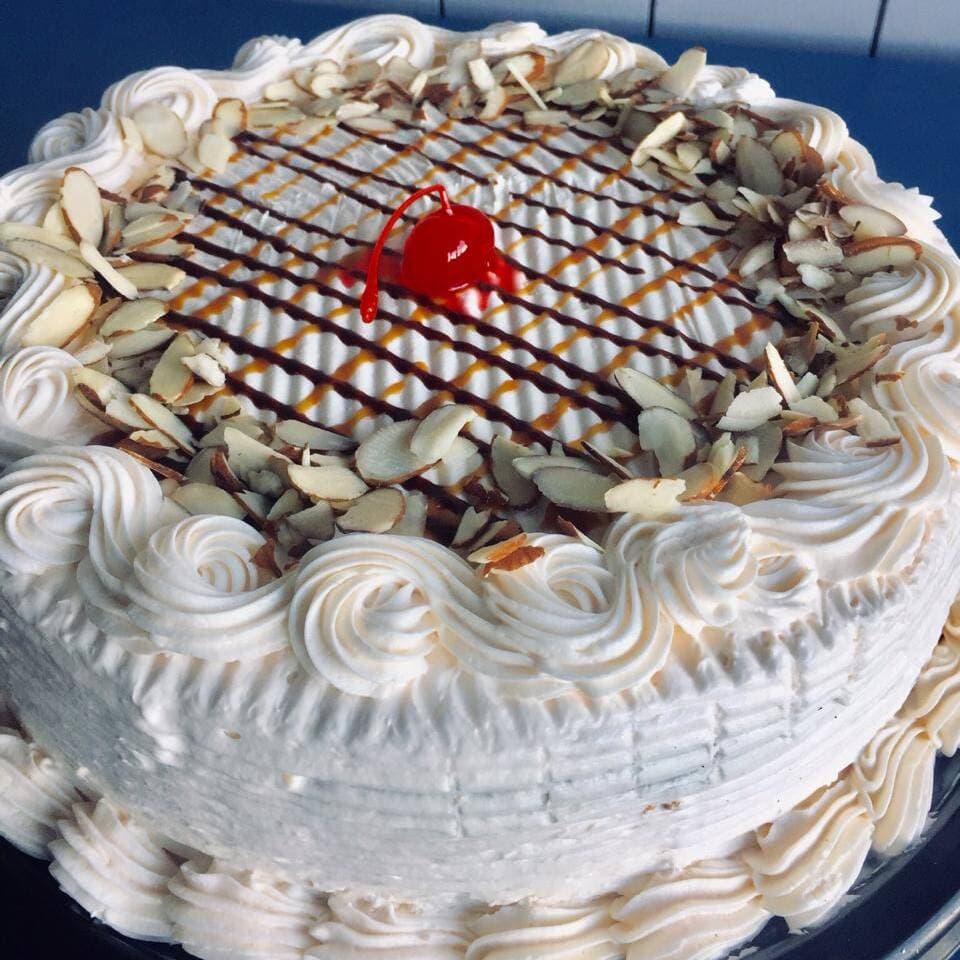 Tres Leches Chico (13-16 Personas Aprox).