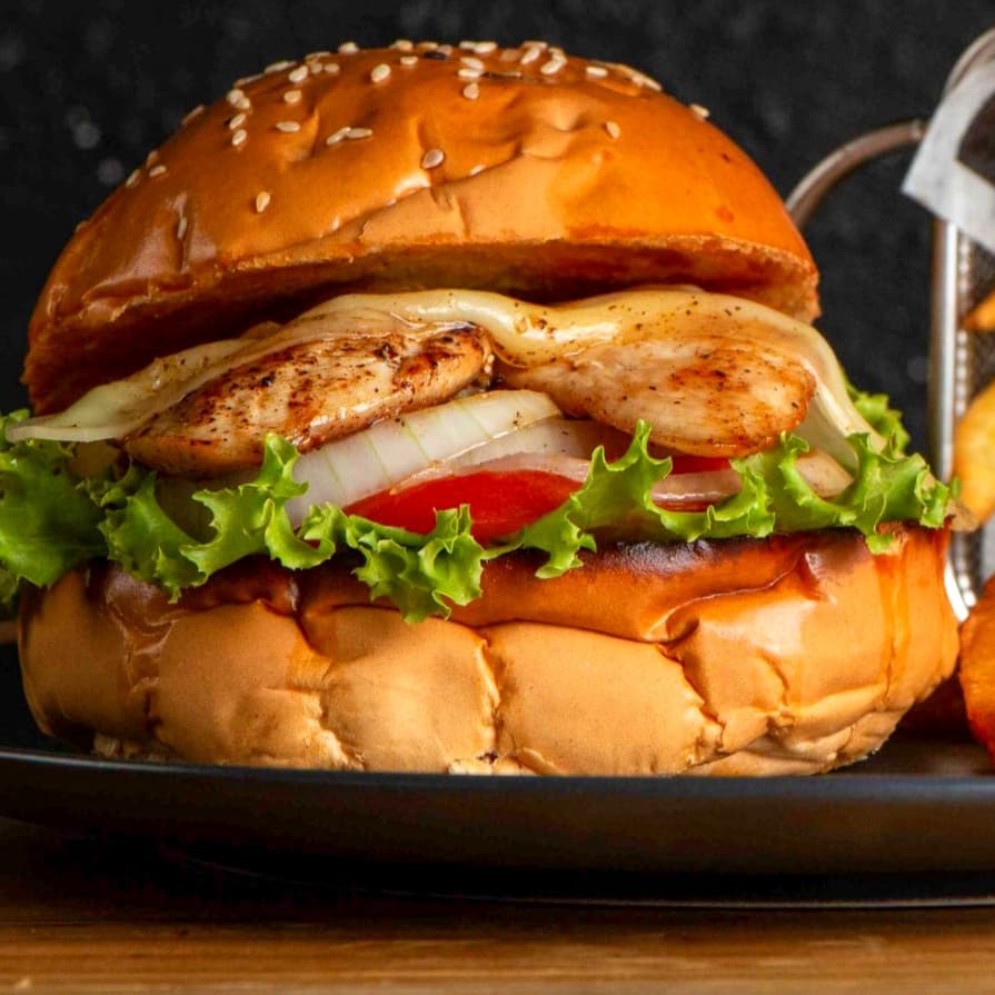 Hamburguesa mixta +papas +gaseosas