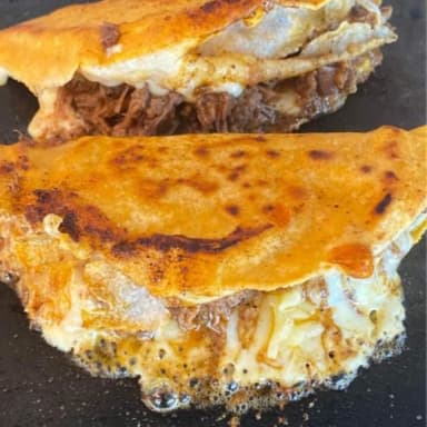 Quesabirria de Chivo