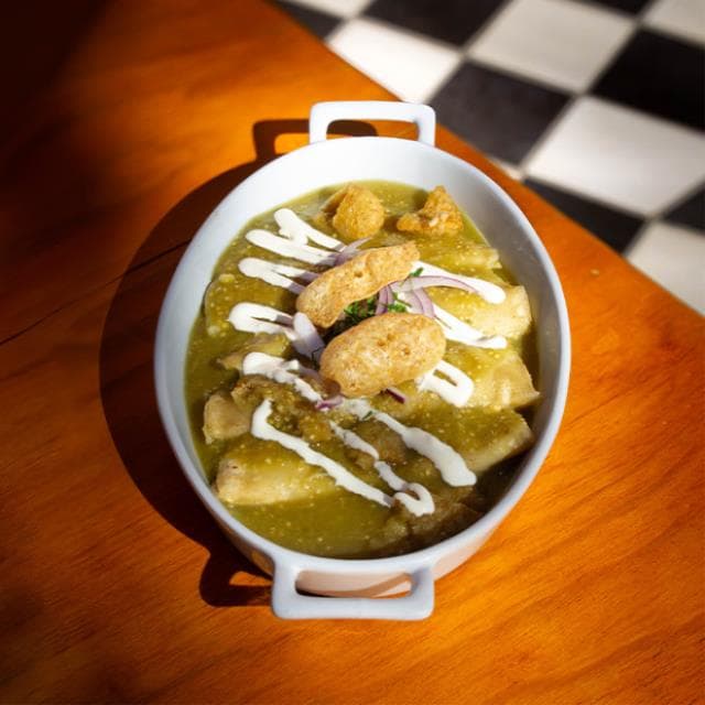 ENCHILADAS DE CHICHARRON